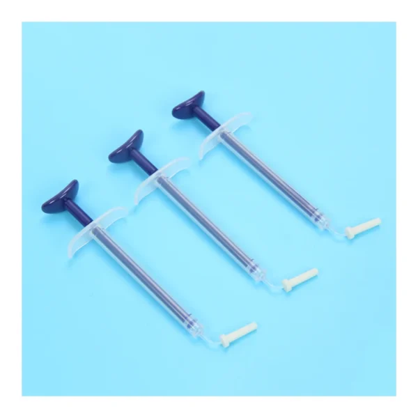 1ml Disposable Curved Integrated Manual Dental Root Canal Irrigation - view 4 SN036-037 Curved Manual Root Canal Irrigation Syringe — detail view 4