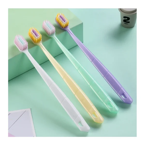 Wide Head Soft-bristled Dental ToothBrush - view 2 TB0019 Wide Head Soft-bristled Dental Toothbrush — detail view 2