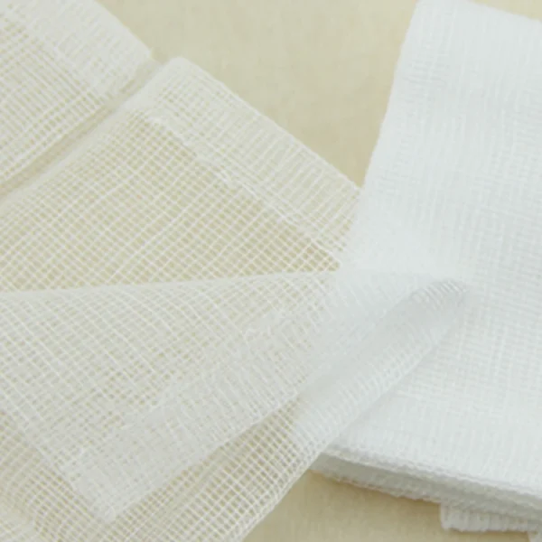 Disposable Surgical Medical 100% Cotton Absorbent All Gauze Swabs Sponge - view 2 CW005 Disposable Surgical Medical 100% Cotton Absorbent All Gauze Swabs Sponge — detail view 2