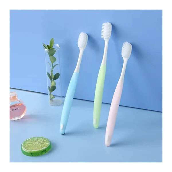 TB0026 Deep Cleaning Soft Bristles Toothbrush — detail view 2