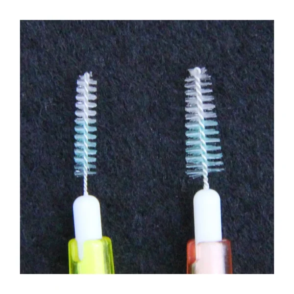 L Shape Double-end Dental Orthodontic Interdental Brush - view 3 IB504 L Shape Double-end Dental Orthodontic Interdental Brush — detail view 3